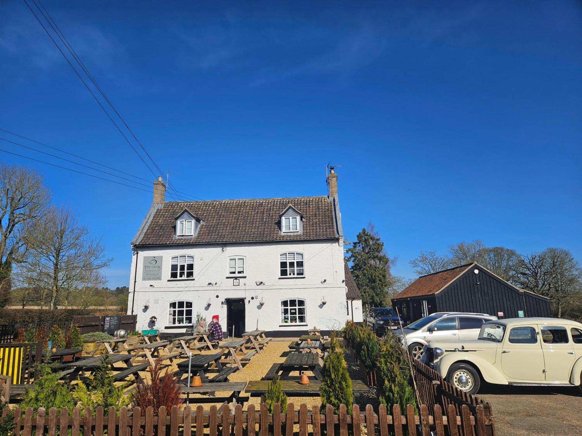 The Swan Inn Hilborough Eksteriør bilde